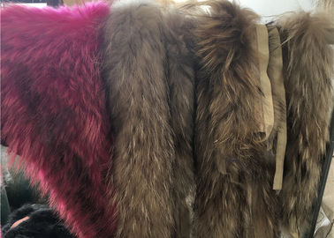 Китай Отделка шарфа воротника меха енота естественного цвета верхняя роскошная для одежды поставщик