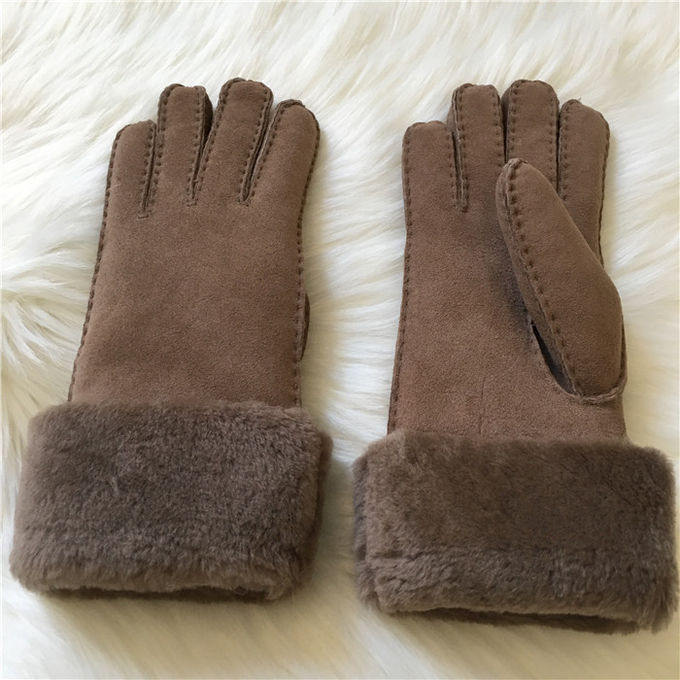 Миттенс перчаток подкладки шерстей перчаток 100% зимы овчины женщин Хандмаде реальные